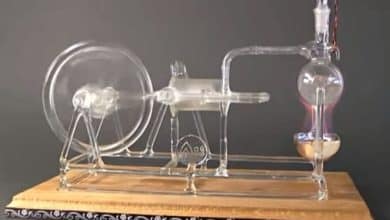 Máquina de vapor de cristal