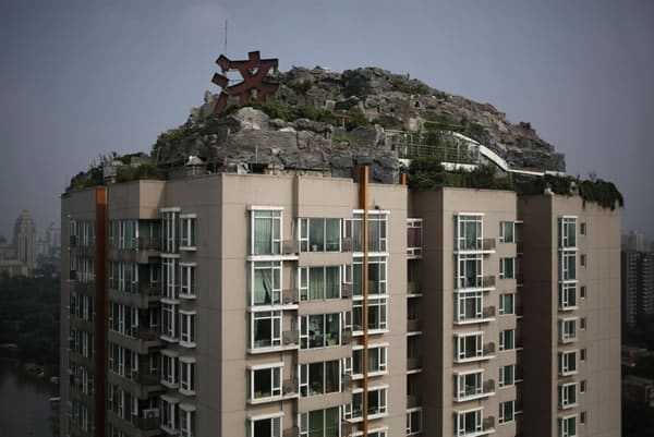 Un magnate chino construye su guarida en la cima de un bloque de apartamentos