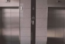 Un peculiar viaje en ascensor