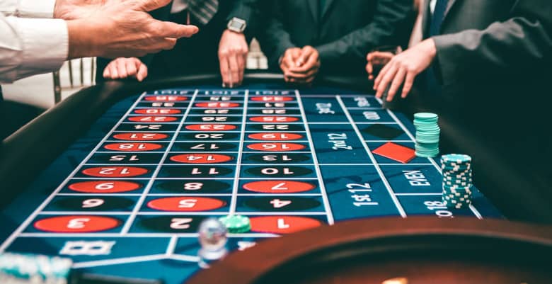 Un médico alemán ganó 5000 dólares jugando a la ruleta en un casino online