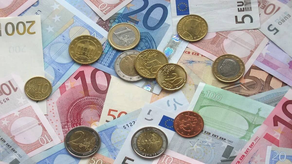 Tecnología monetaria para la fabricación de billetes y monedas