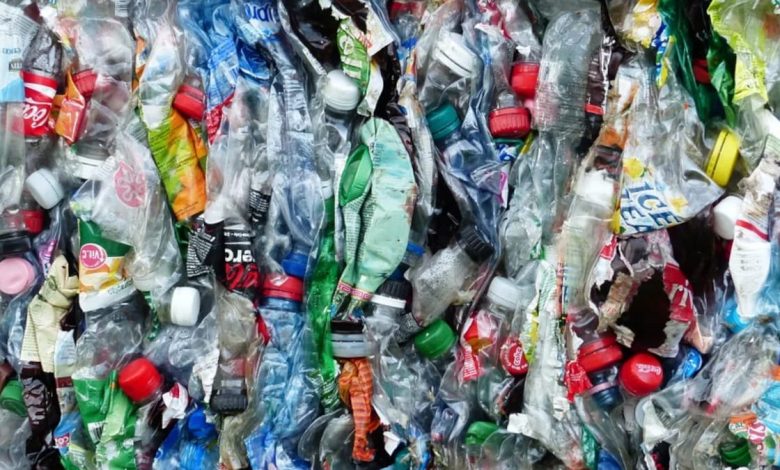 Para evitar la contaminación de los plásticos hay que arbitrar medidas sobre su uso