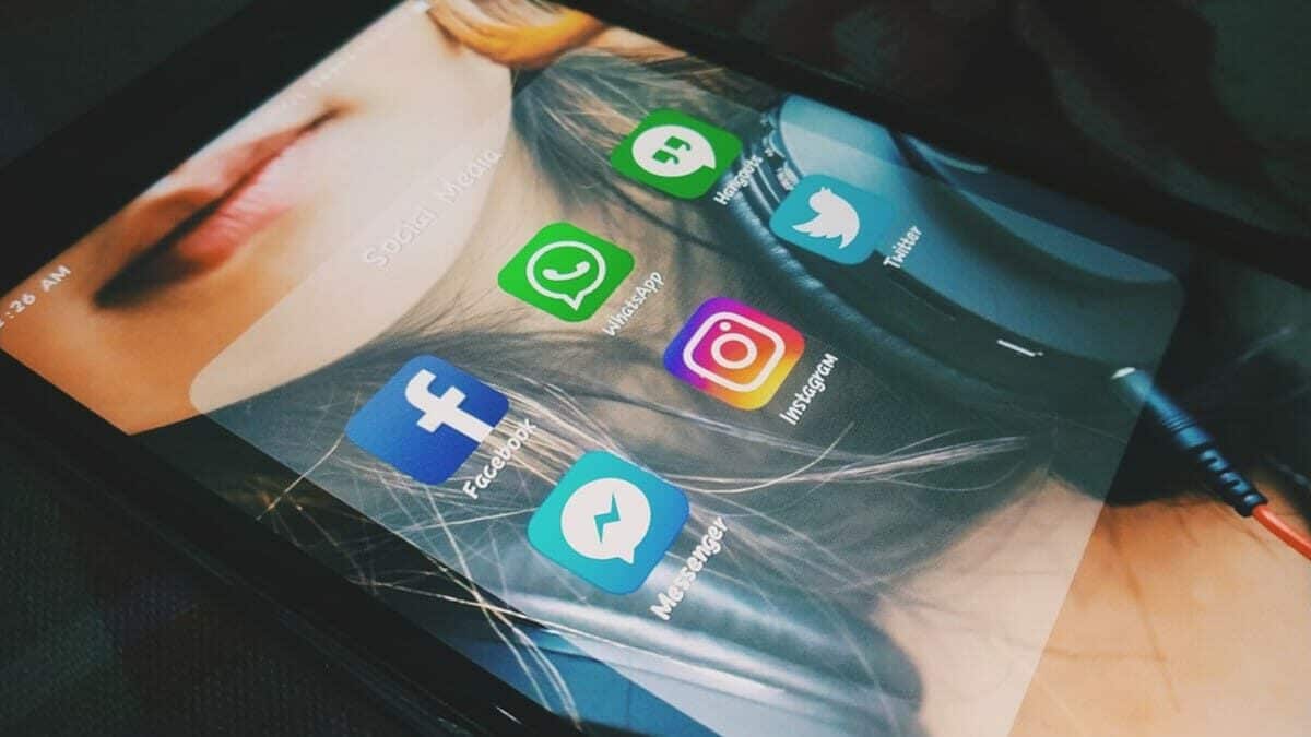 A Facebook no le interesa que cierres sesión en Messenger