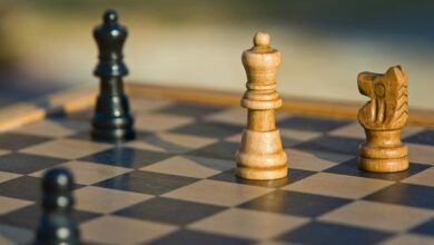 Cómo aprender y jugar al ajedrez en línea de manera gratuita