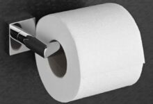 Cómo colocar el rollo de papel higiénico en el soporte