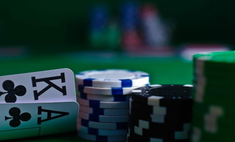 Aprende todo sobre el póquer: consejos y estrategias para jugadores avanzados