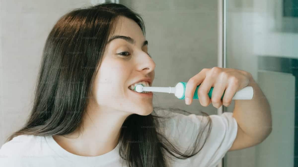 Cómo efectuar una limpieza profunda en la boca