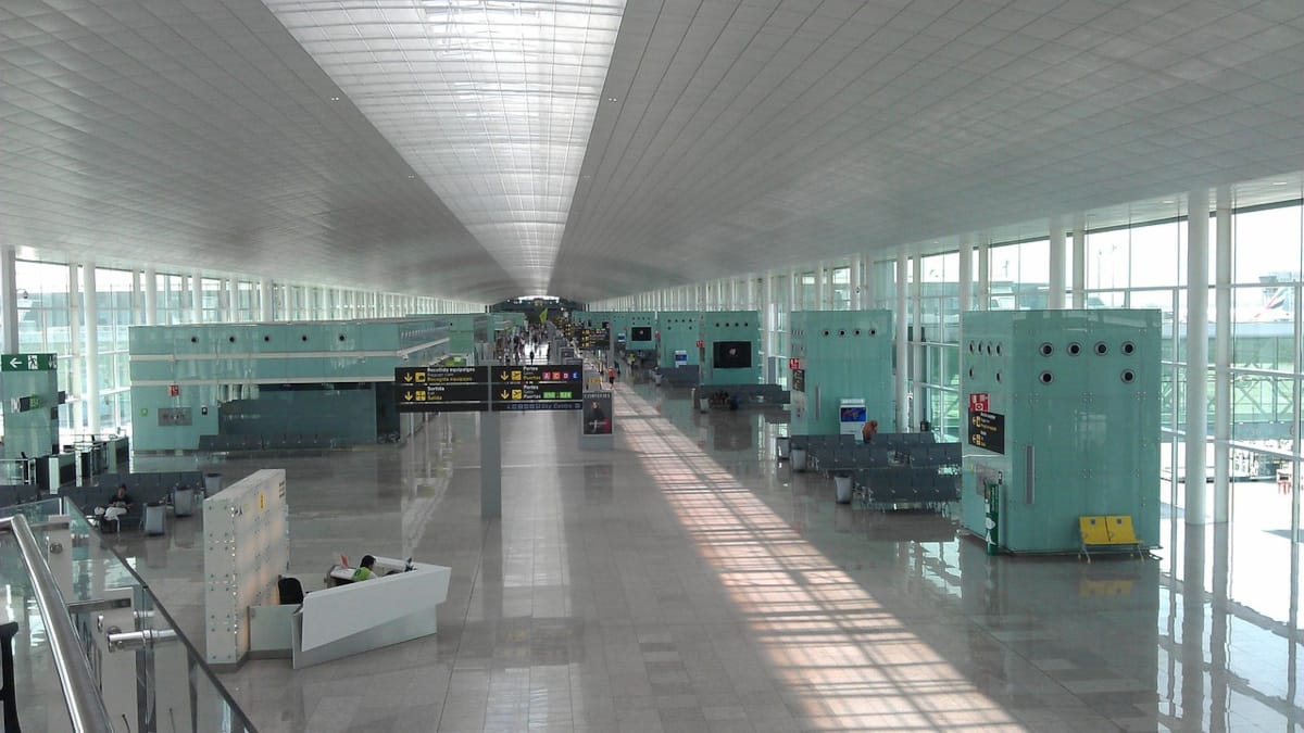 El Aeropuerto de Barcelona "green": sostenibilidad y movilidad eléctrica 1 El Aeropuerto de Barcelona "green": sostenibilidad y movilidad eléctrica