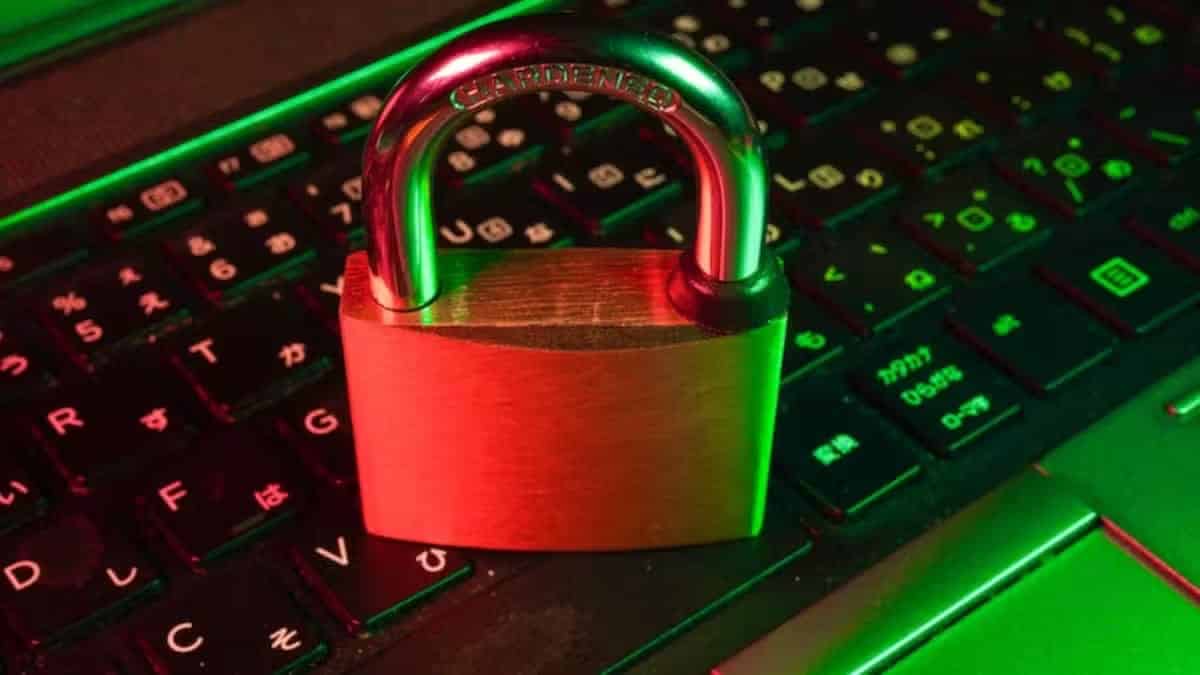 Cómo evitar el robo de información subida a la nube