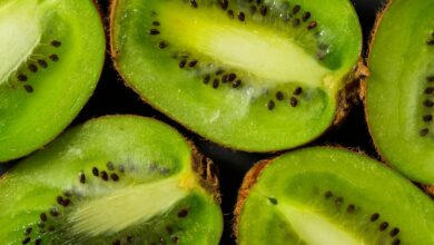 Tomar kiwis para aliviar el estreñimiento