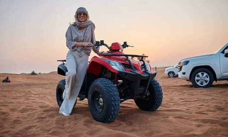 Acelerando el desierto: Alquiler de quads en Dubái para una diversión extrema