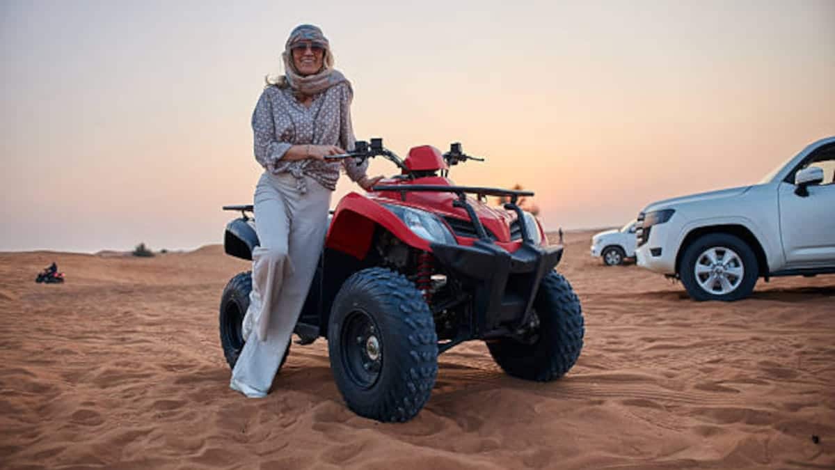 Acelerando el desierto: Alquiler de quads en Dubái para una diversión extrema