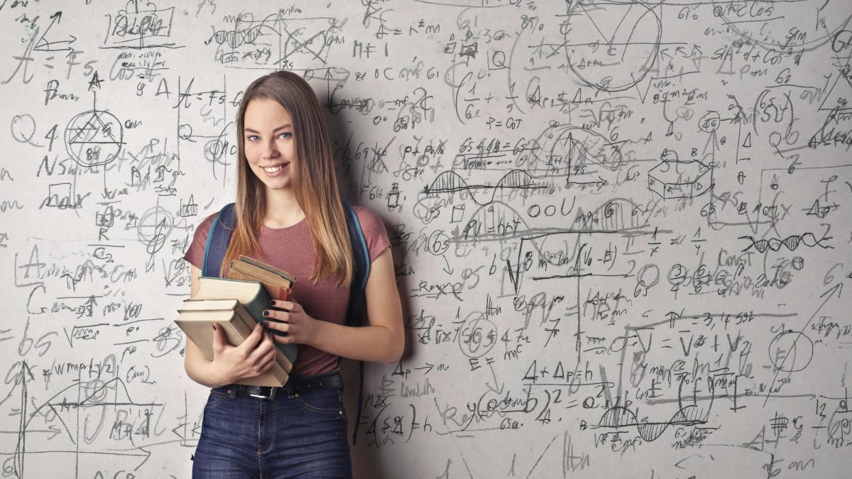 Utiliza IObit Solucionador de Problemas Matemáticos con IA