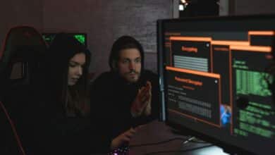 Cómo supervisar en tiempo real contraseñas, violaciones de datos y protección de la identidad