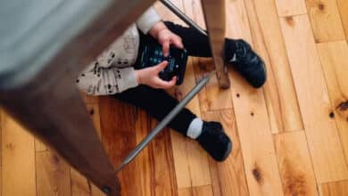 Los niños tienen problemas por estar mucho tiempo delante de las pantallas