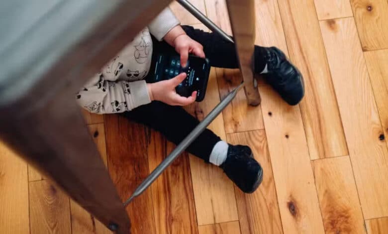 Los niños tienen problemas por estar mucho tiempo delante de las pantallas