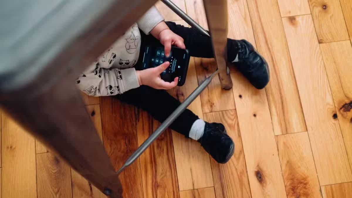 Los niños tienen problemas por estar mucho tiempo delante de las pantallas