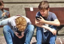 Problemas de adquisición de habilidades en los niños que utilizan en exceso los dispositivos móviles